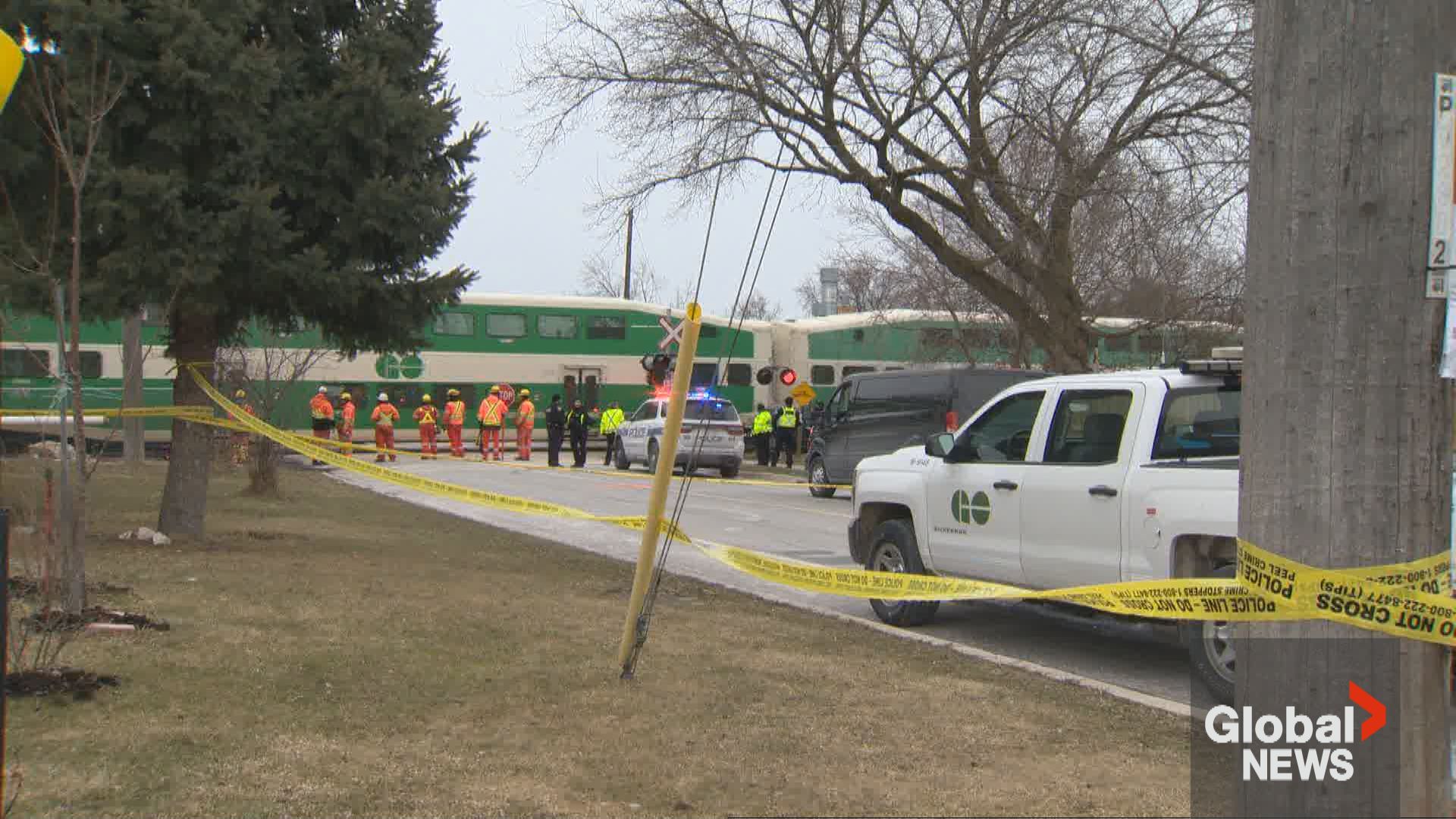 Child killed after being struck by GO train in Mississauga