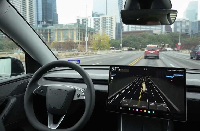 Federal regulators escalating probe into Tesla's Full Self-Driving system