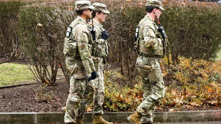 Pentagon looking to keep National Guard in DC until 2029