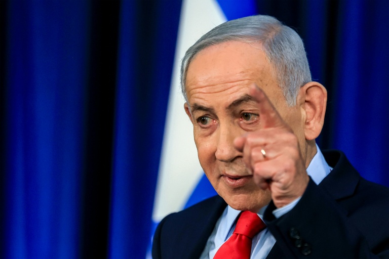 O primeiro-ministro israelense, Benjamin Netanyahu, fala à imprensa durante coletiva em Jerusalém, em 19 de março de 2026