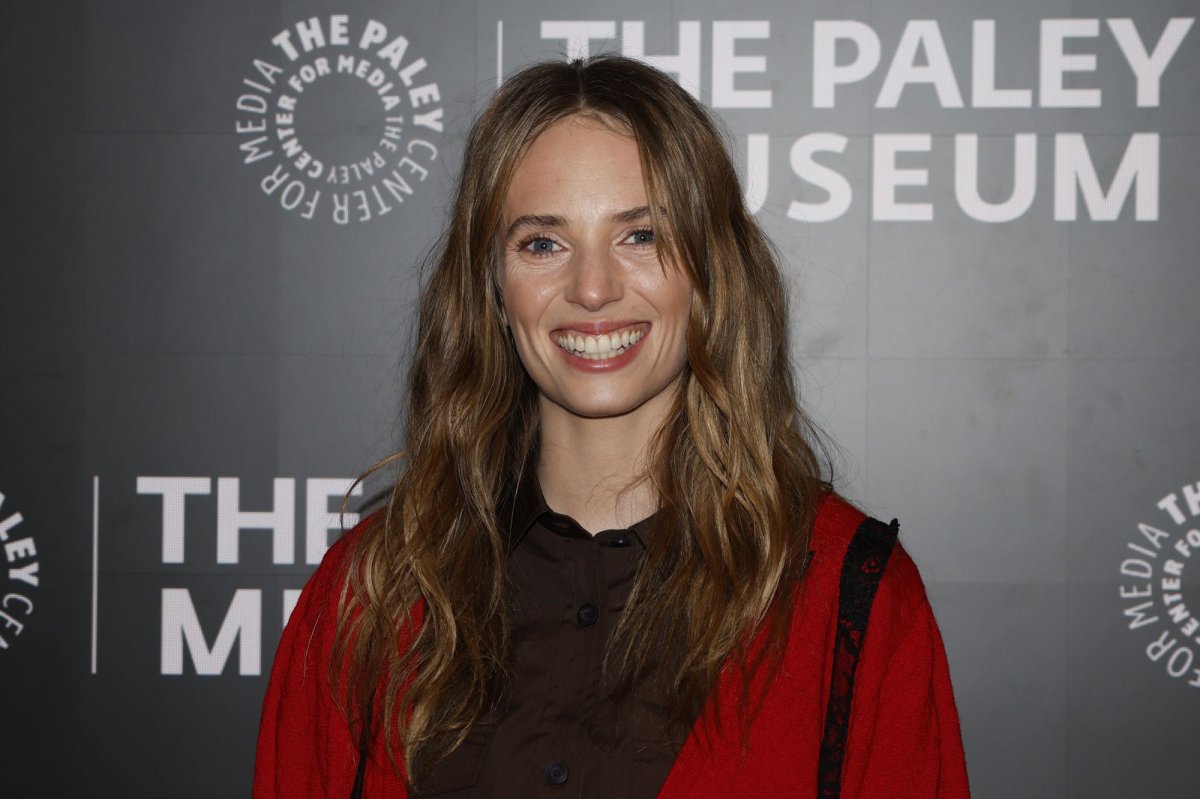Maya Hawke protagonizará ‘El dios del bosque’ de Netflix.