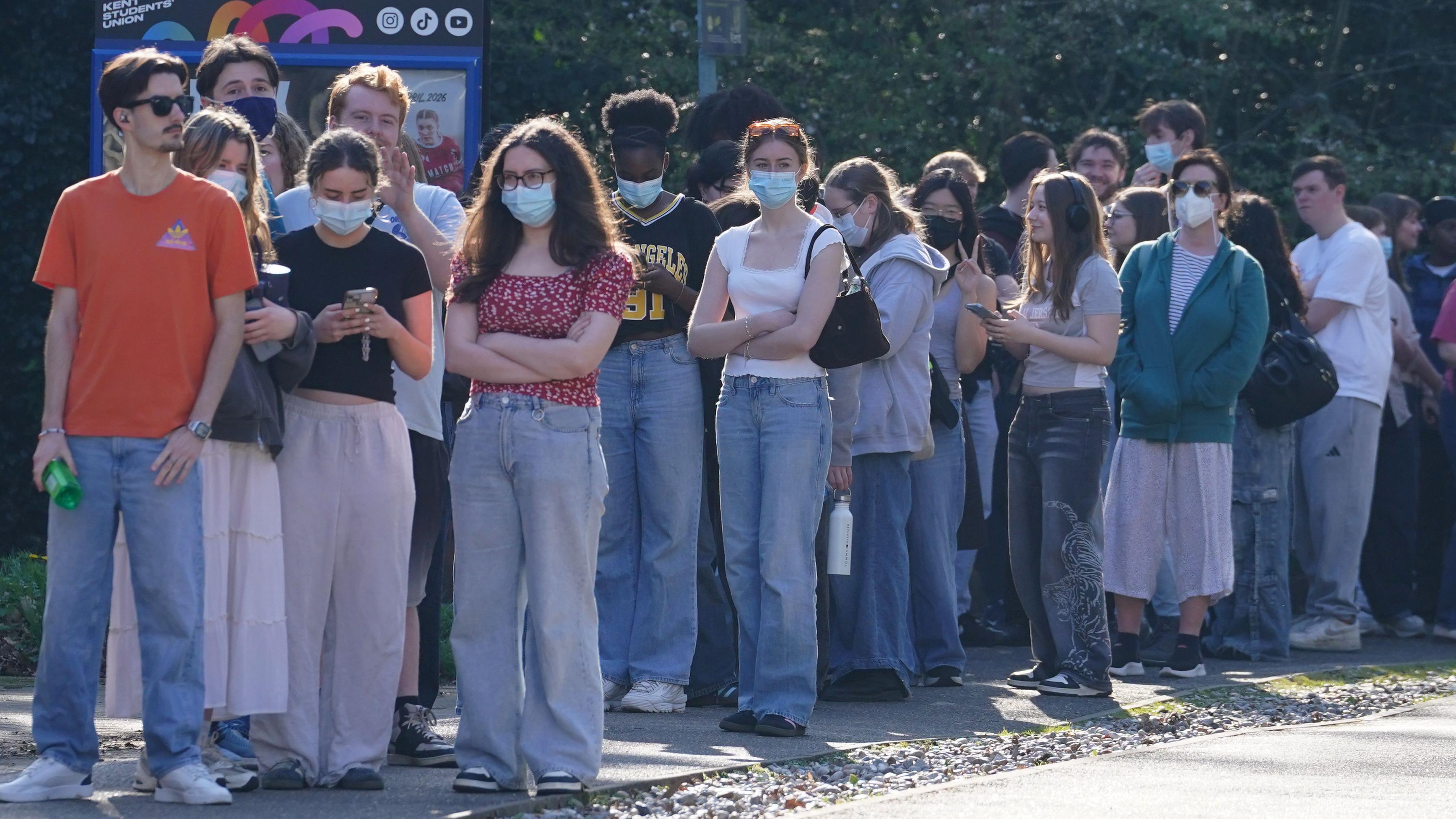 Huge queues for jabs as meningitis vaccination scheme expanded<br><br>