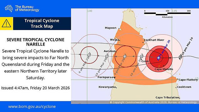Cyclone to make landfall within hours: Thousands warned to take shelter ...