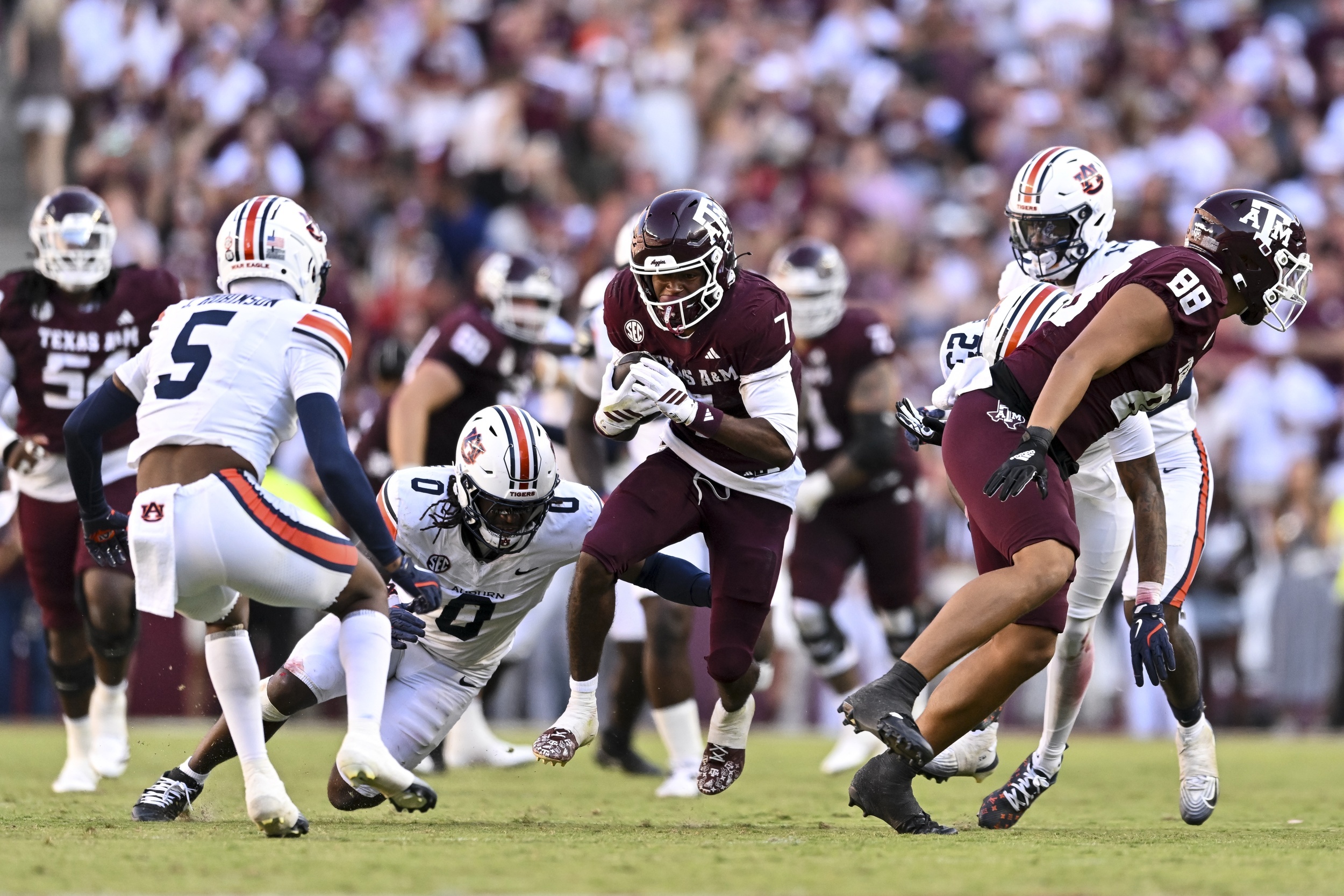 49ers hosting Texas A&M star wideout for top-30 visit