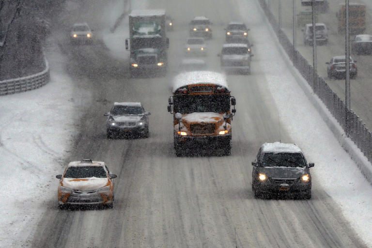Winter weather warning as 5 inches of snow may strike: 