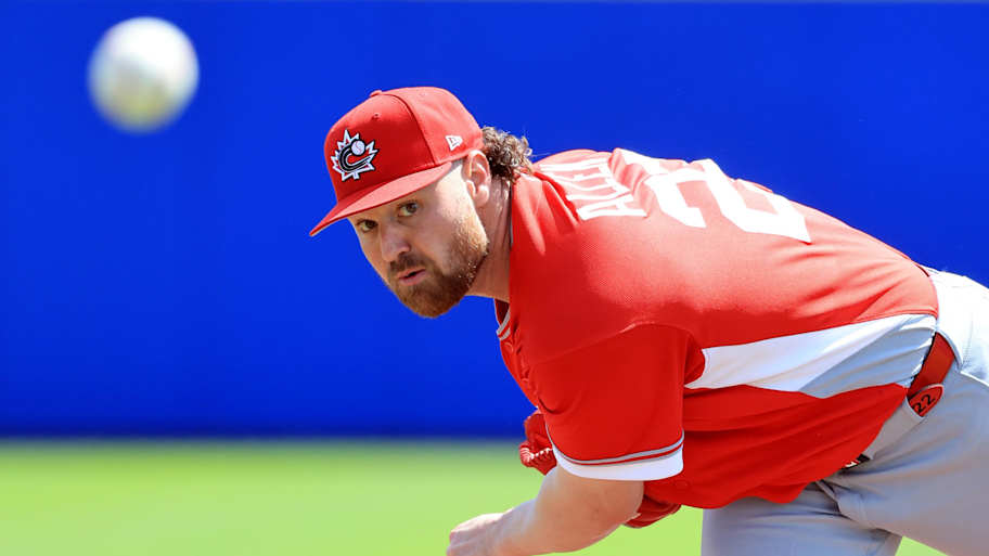 Team Canada pitcher signs with Dodgers<br>