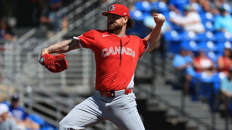 Former Padres top prospect signs with rival Dodgers after WBC run<br><br>