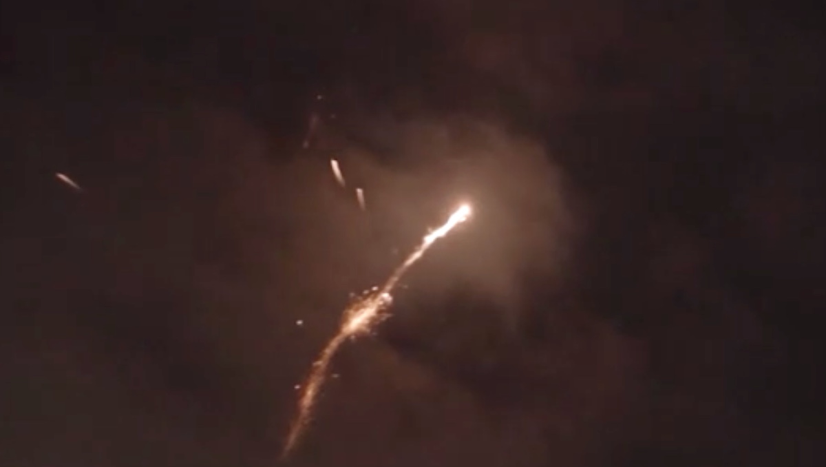 Israel intercepta ataque con misiles de Irán en Tel Aviv