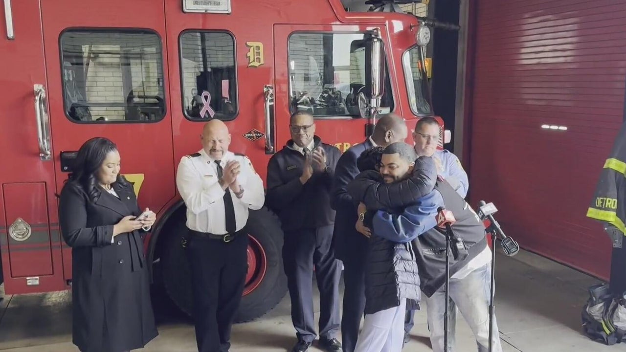 Man honored for saving neighbor from fire in Detroit