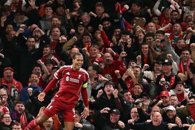 Liverpool tìm lại chính mình ở Anfield