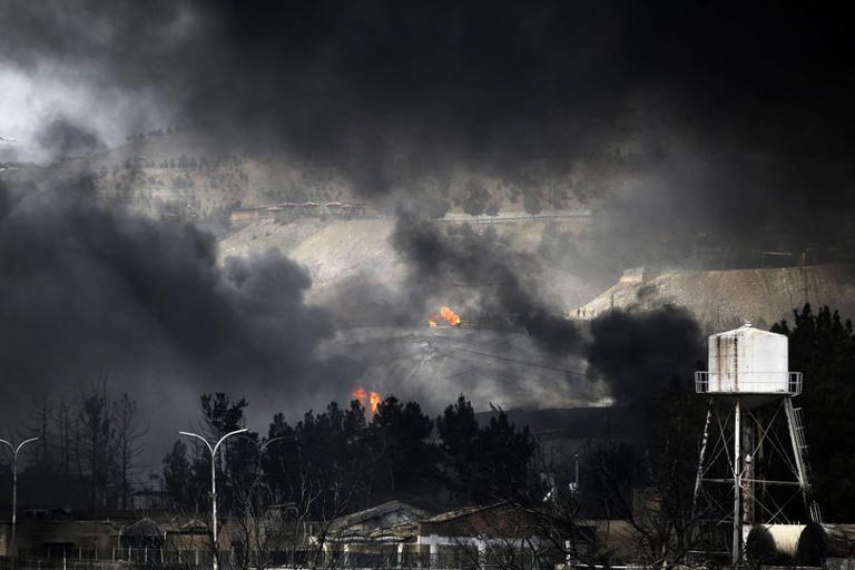 Deadly 'black rain' falling amid Iran war can cause heart attacks and ...