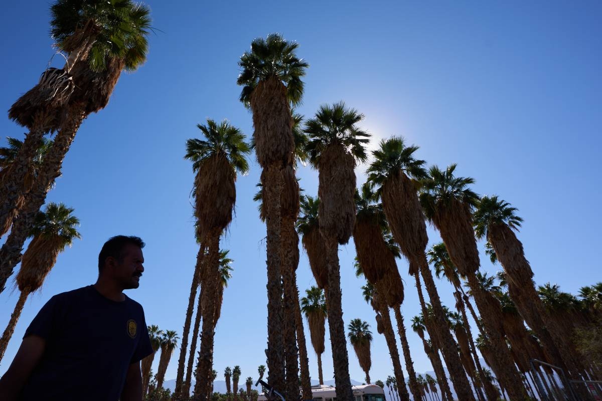 Record-breaking heat wave grips western US