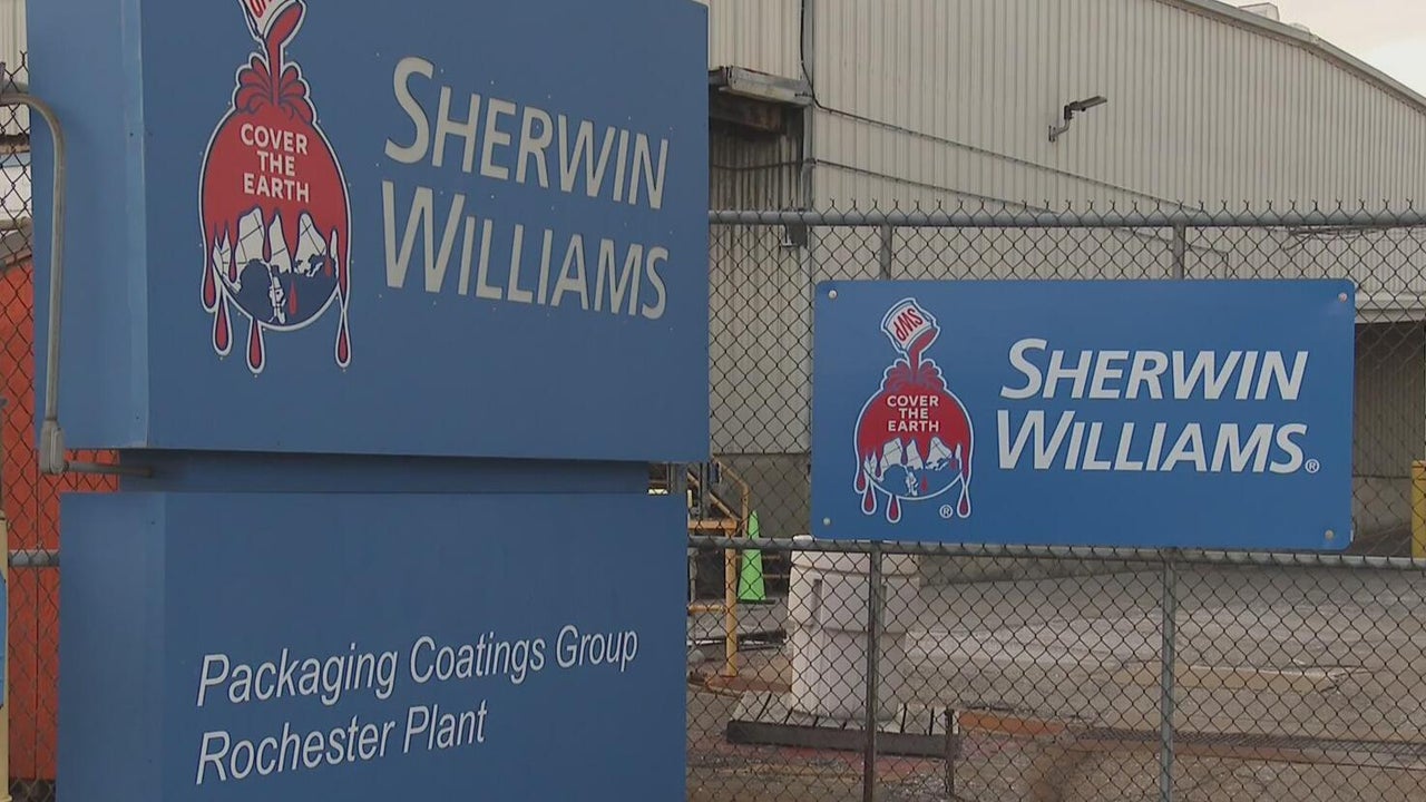 Residents pack Rochester Township meeting over smell from Sherwin ...