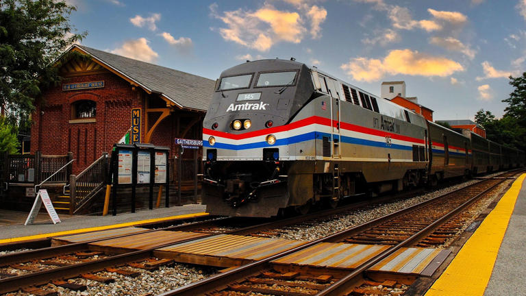 Amtrak’s Cardinal combines Appalachian allure with classic vintage ...