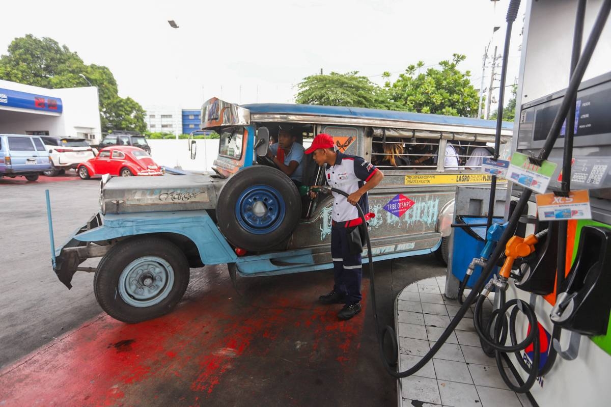 PUJ transport group says jeepney drivers should get P5K fuel aid ...