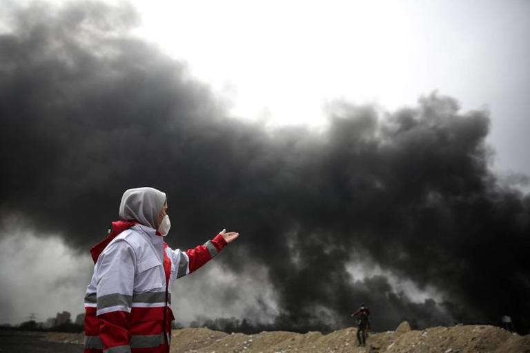 Deadly 'black rain' falling amid Iran war can cause heart attacks and ...