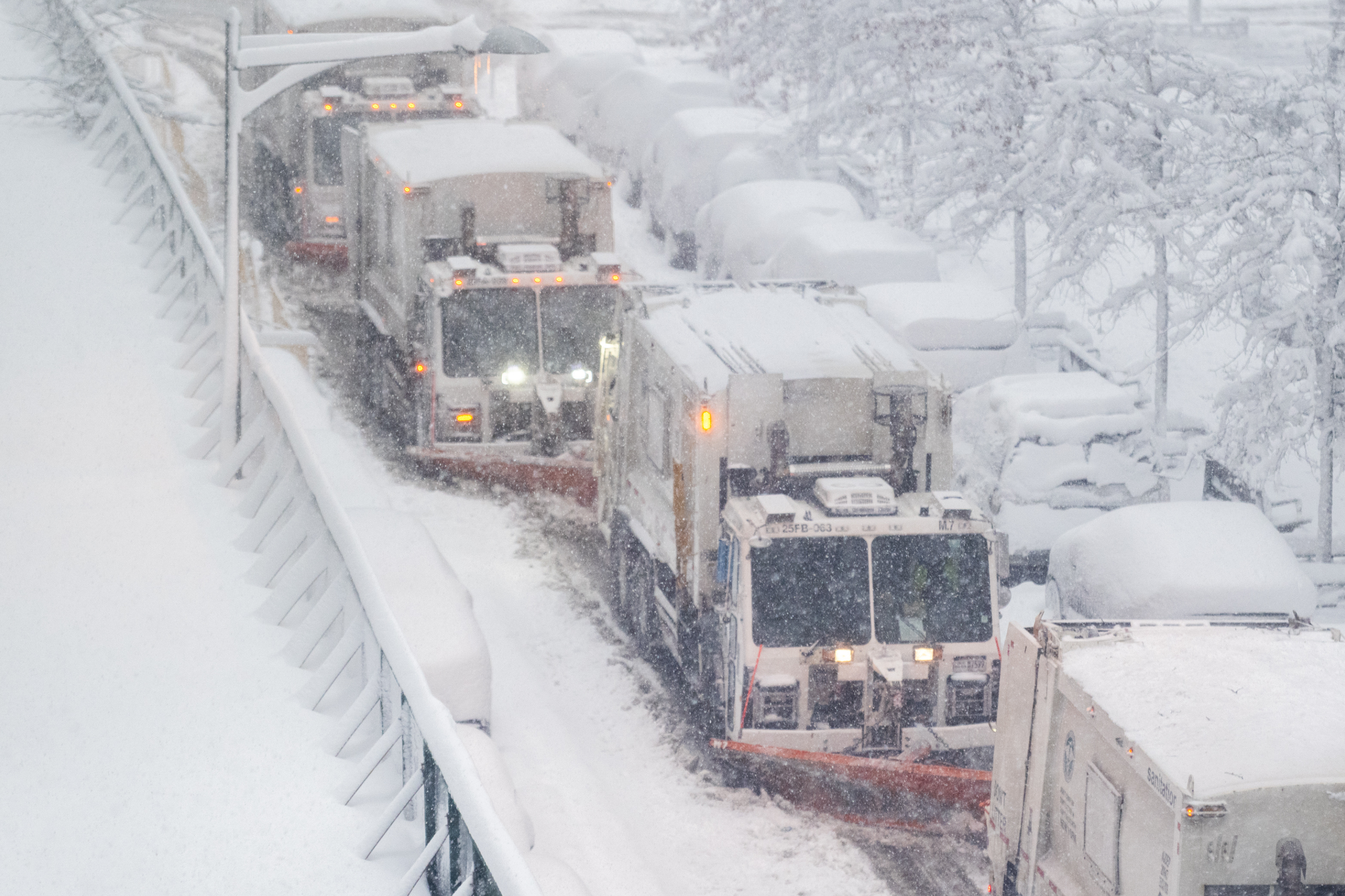 Heavy snow warning as up to 18 inches to strike: 