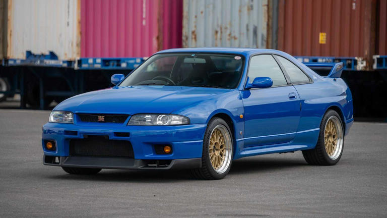 The Nissan Skyline GT-R R33, America's newest 25-year-import icon, just ...
