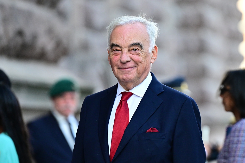 Lars Leijonborg kandiderar för L