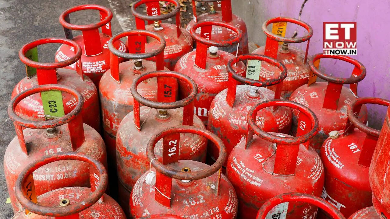 LPG cylinder price today, March 20: How much does domestic and ...