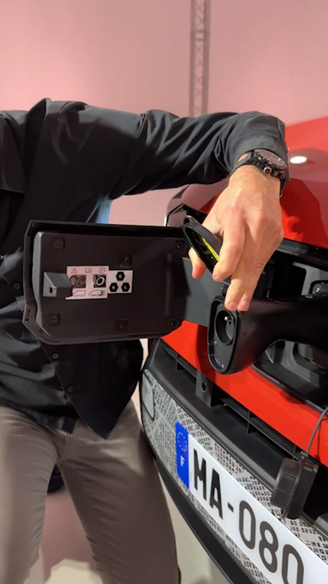 Wie funktioniert V2L im Dacia Spring?