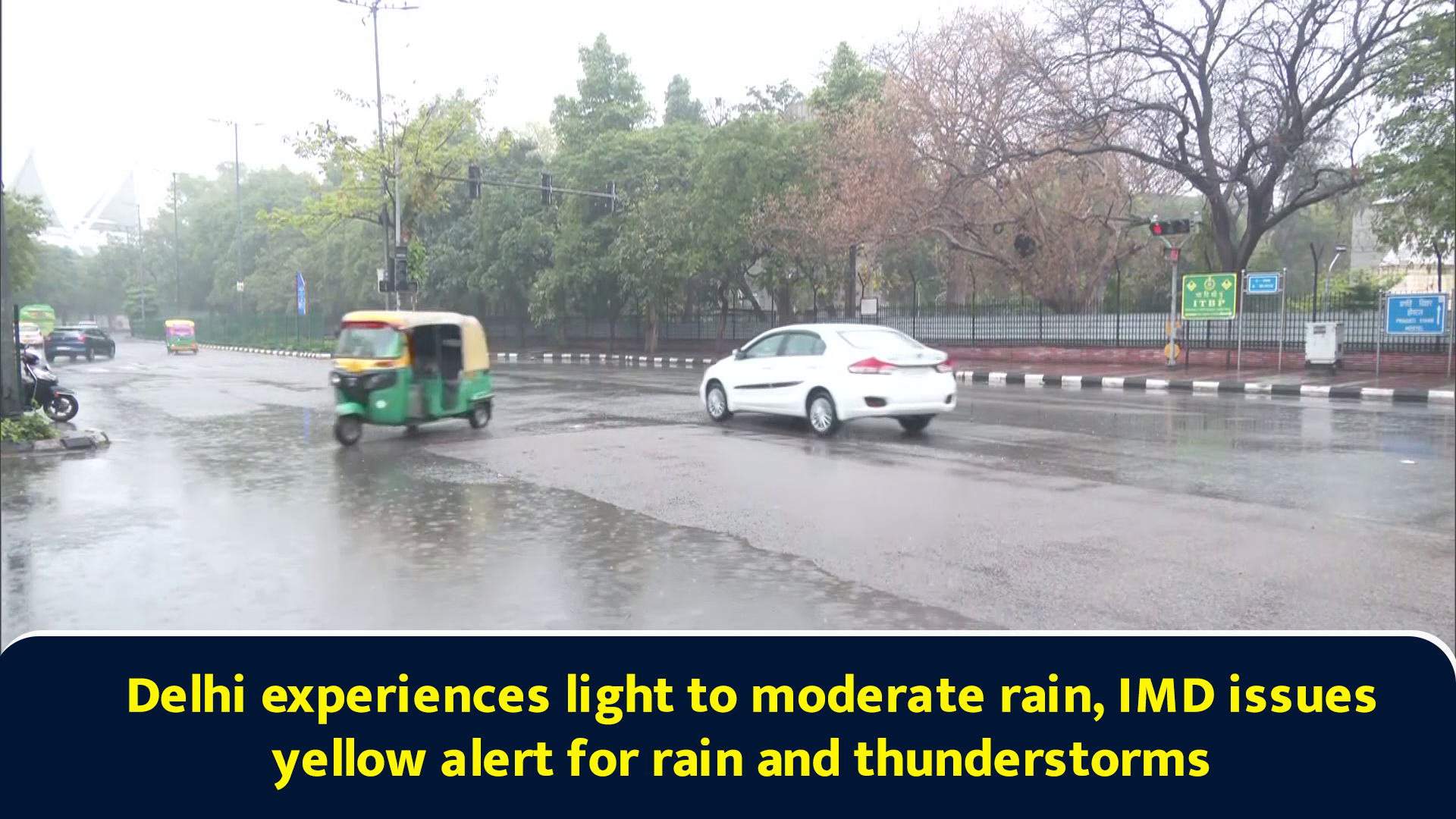 Delhi experiences light to moderate rain, IMD issues yellow alert for ...
