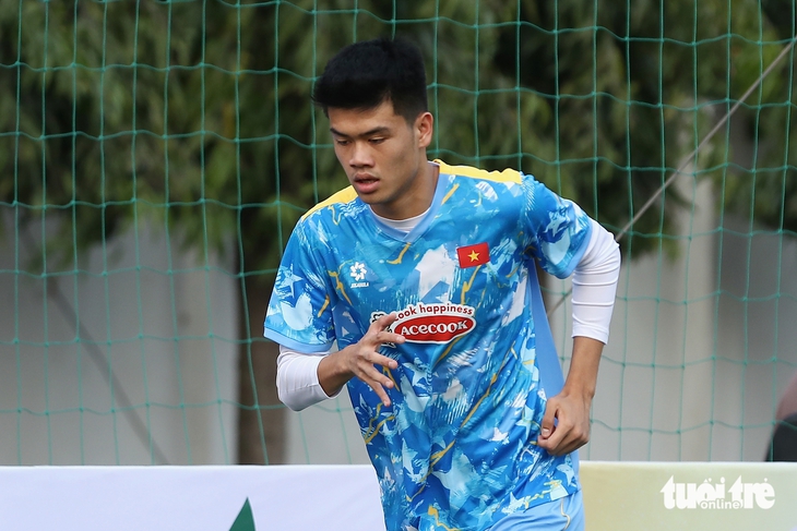 Trung vệ U23 Việt Nam Đinh Quang Kiệt: Sẵn sàng đá tiền đạo để dự Asiad 2026