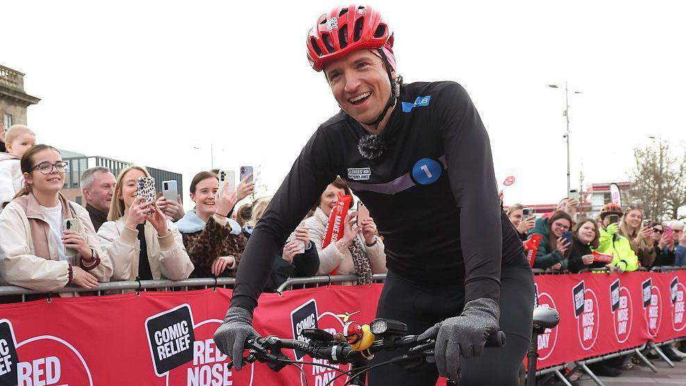 Greg James completes Comic Relief challenge, raising more than £2.8m<br><br>
