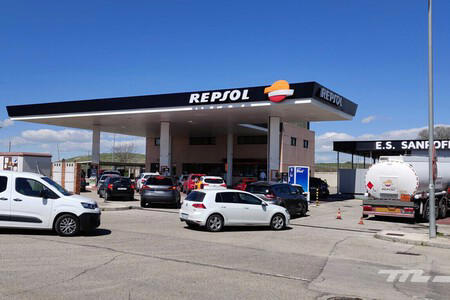 Confirmado: el Gobierno aprueba el IVA reducido a la gasolina y el ...