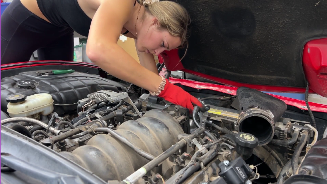 What causes reduced performance in this iconic car