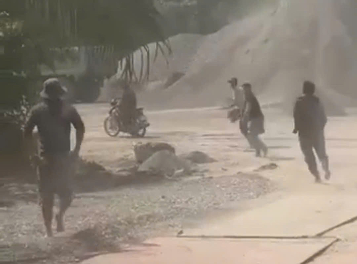 Hai nhóm hỗn chiến ở bãi đá