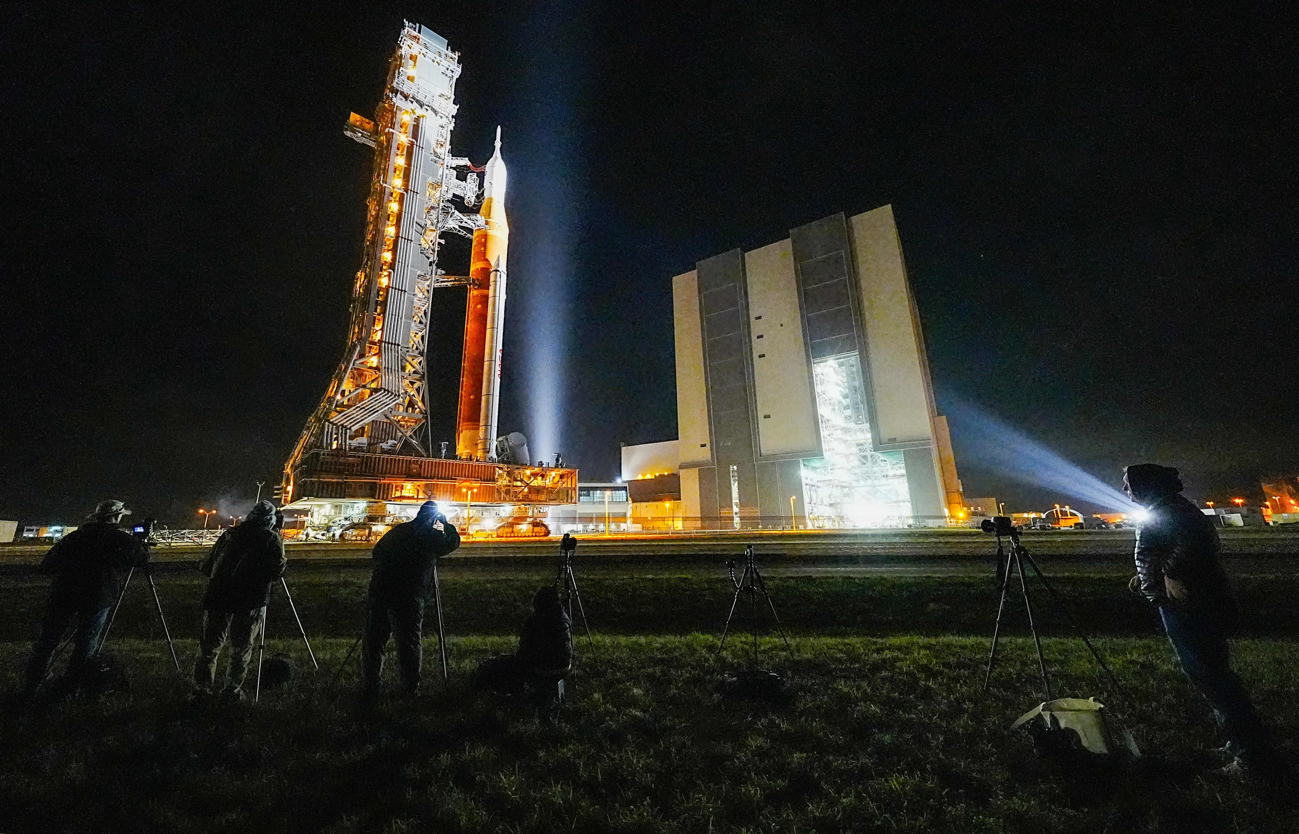 NASA's Artemis II SLS rocket rolls out to KSC pad ahead of moon mission