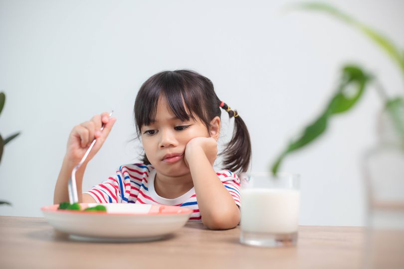 Children's dietitian shares top tip for getting picky eaters to try ...
