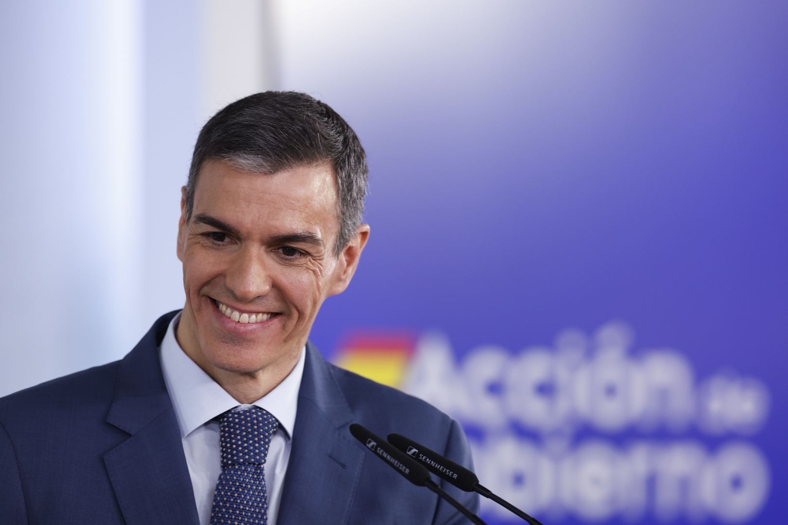 Sánchez recalca que el 'no a la guerra' no es solo un grito de España ...
