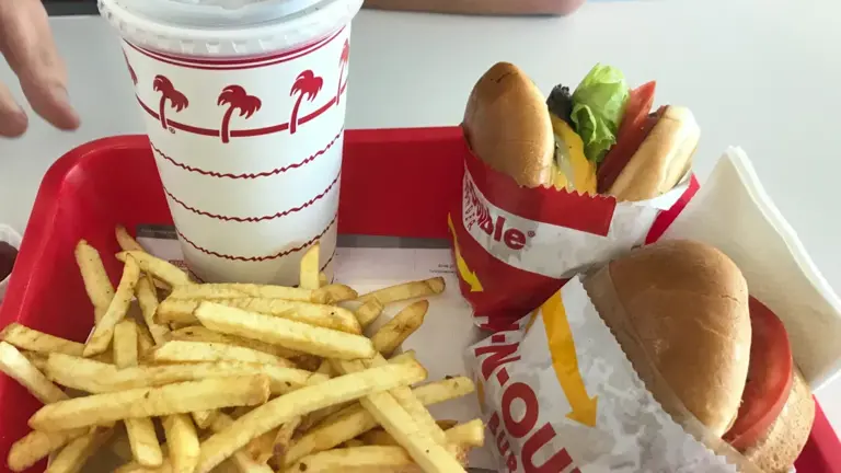 The top 5 fast food chains for affordable meals in 2026
