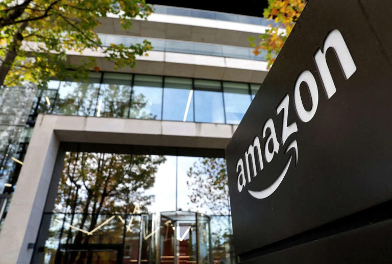 Amazon working on new smartphone years after Fire Phone flop: Report
