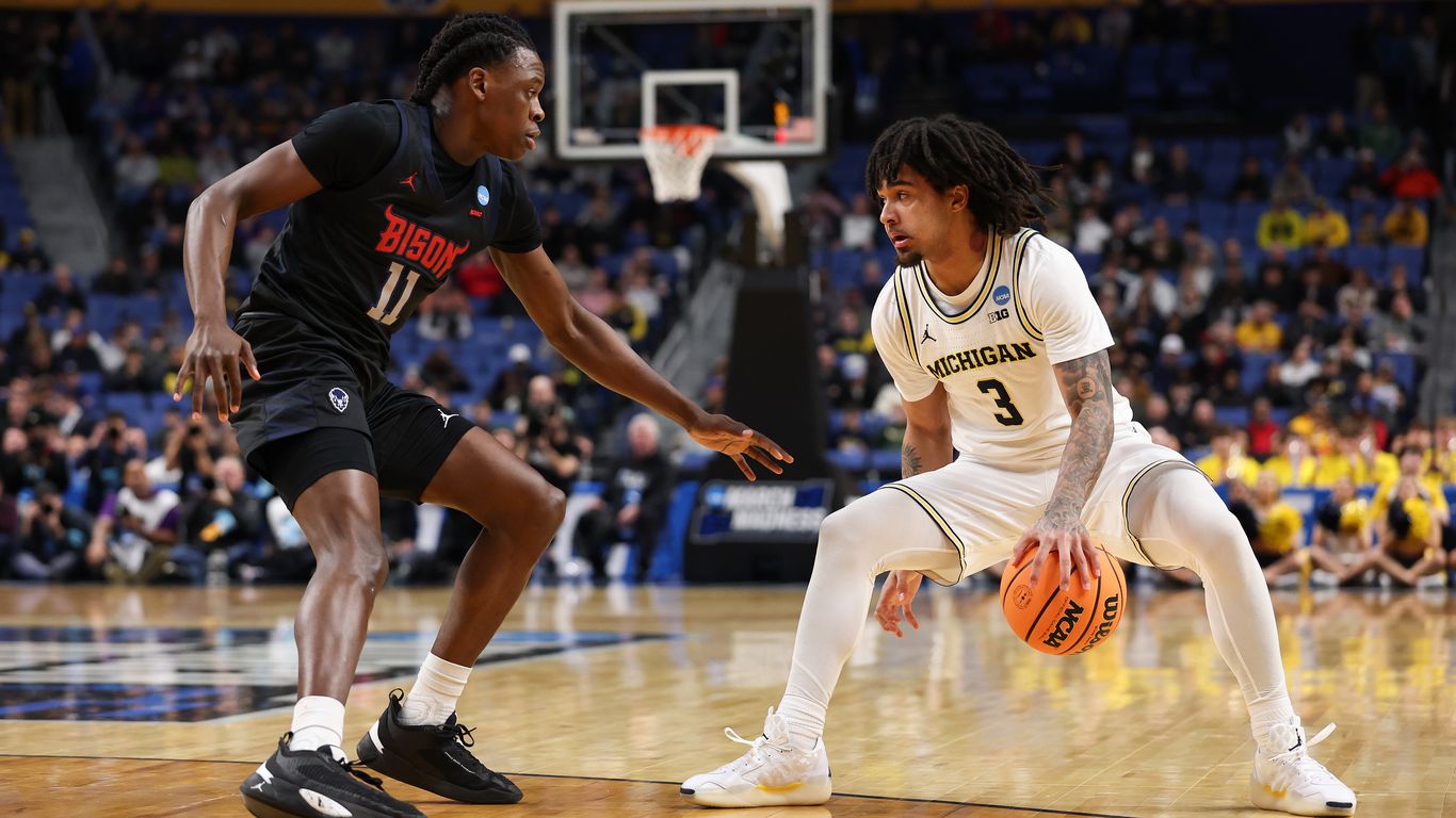 U-M, Michigan State roll into round 2