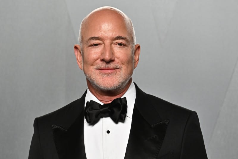 Bezos wants $100B for a 'manufacturing transformation'
