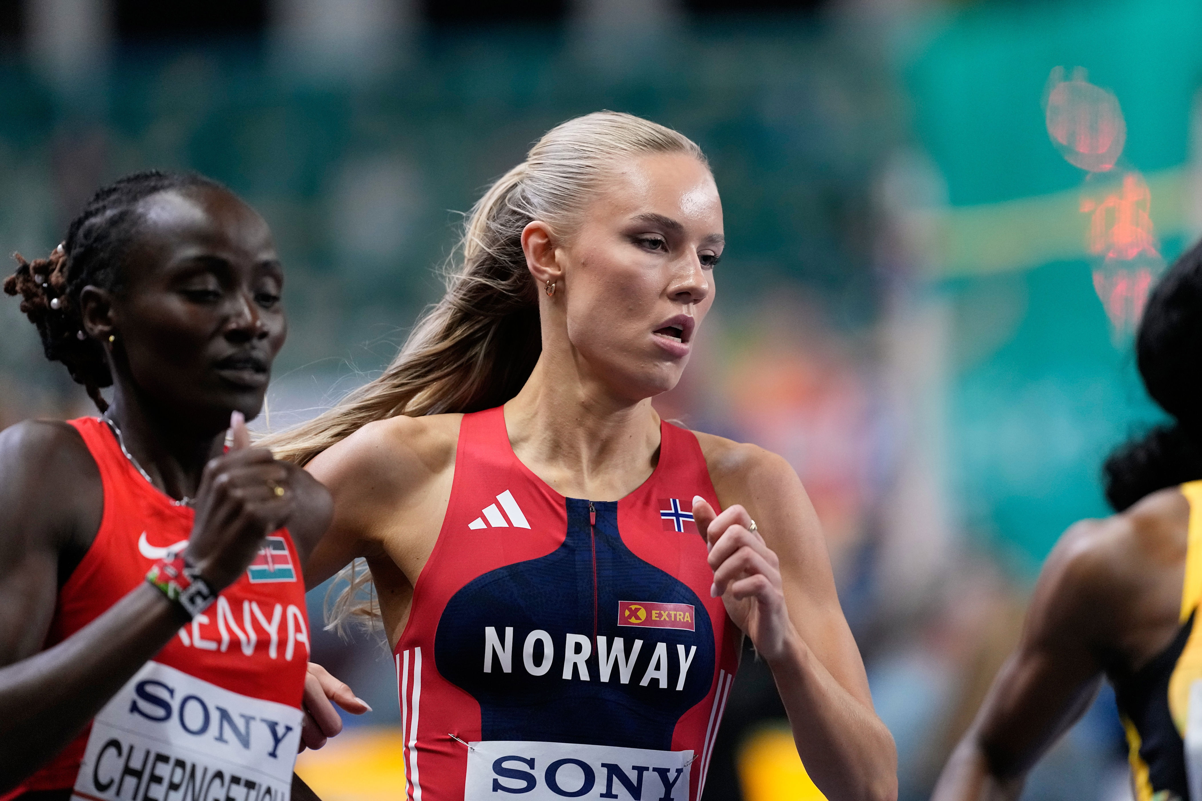 Supertalent overrasket med norsk rekord på 800 meter – semifinaleklar i ...