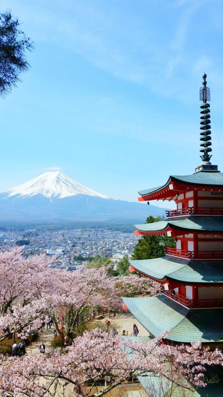 Best international destinations to visit this spring season