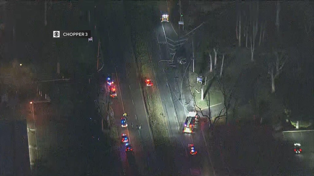 1 dead after serious crash shuts down Route 73 in Marlton, New Jersey