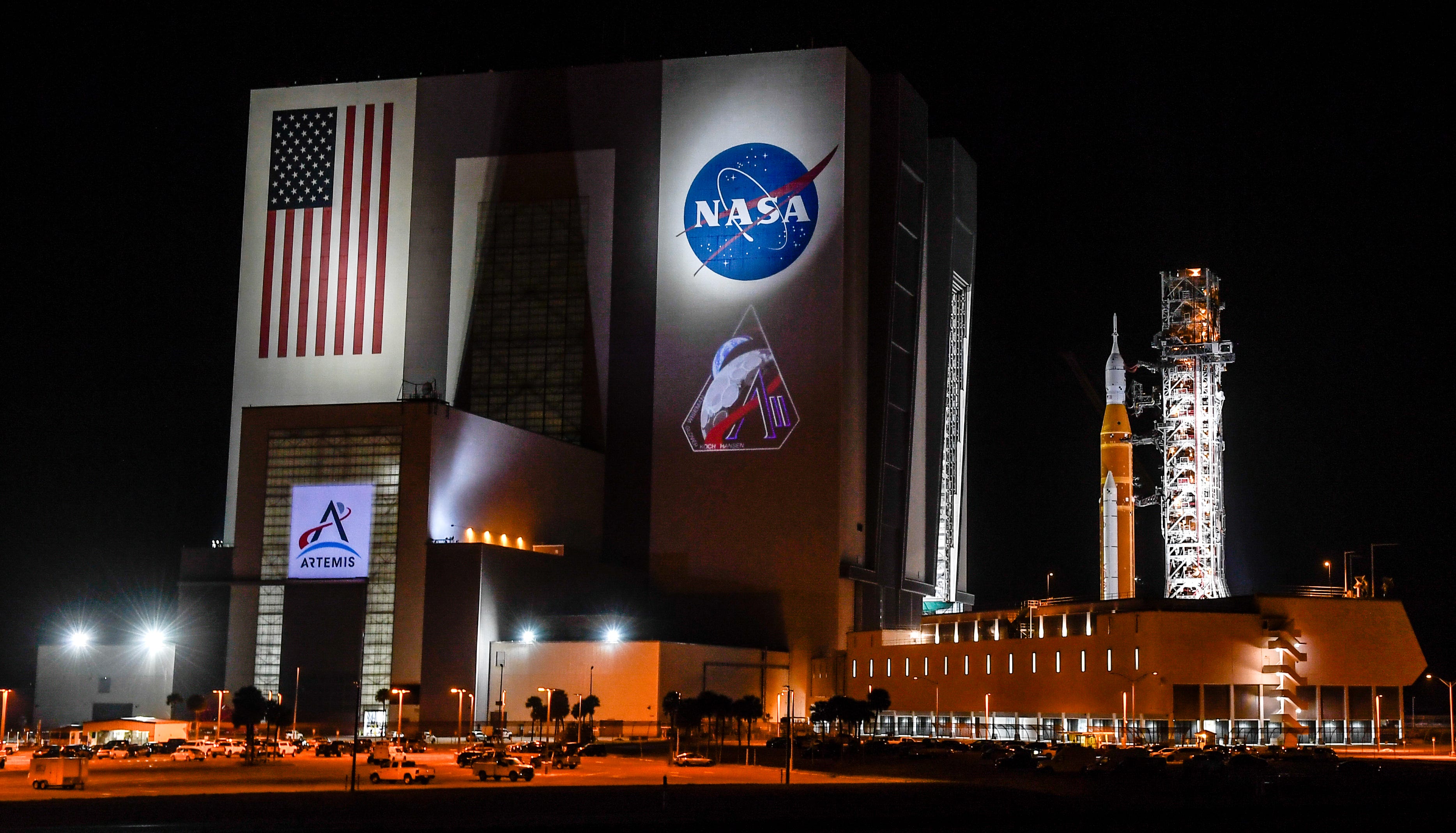 The Space Launch System rocket Artemis II begins its journey from the Vehicle Assembly Building to Pad 39B March 20, 2026. Craig Bailey, FLORIDA TODAY via USA TODAY NETWORK