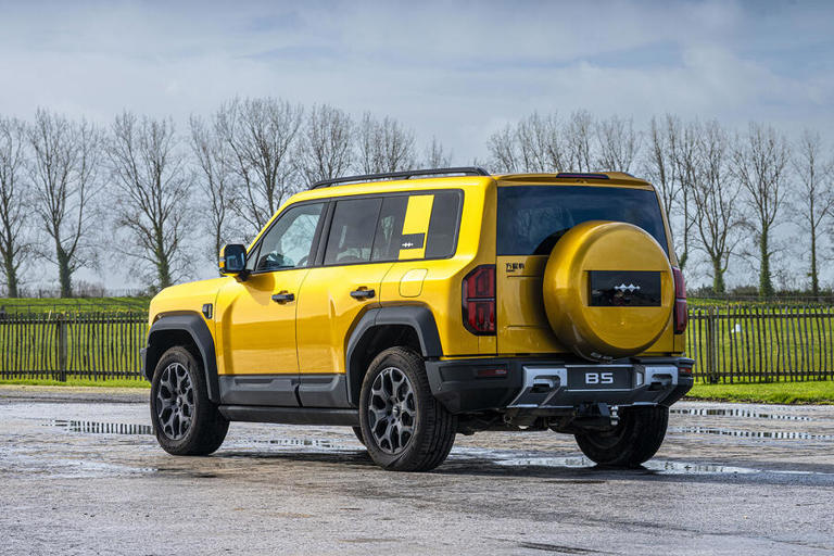 Denza B5: We drive the 677bhp Chinese Defender