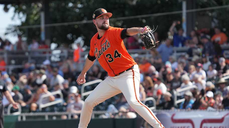 One contract detail that should solidify veteran hurler's chances of ...