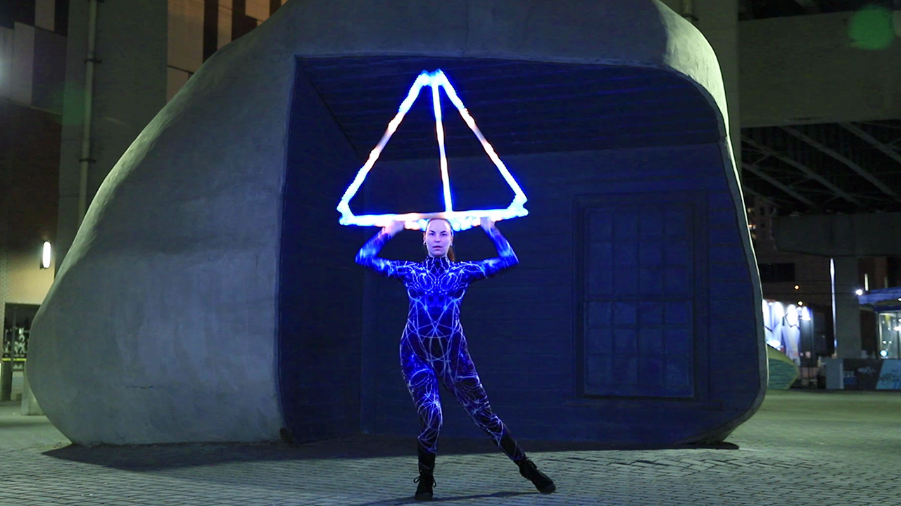 LED performer puts on a breathtaking show with unique prop