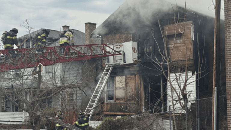 Emergency crews respond to abandoned house fire in Charleston
