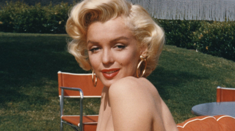 Marilyn Monroe's personal cookbooks were auctioned for a whopping price ...