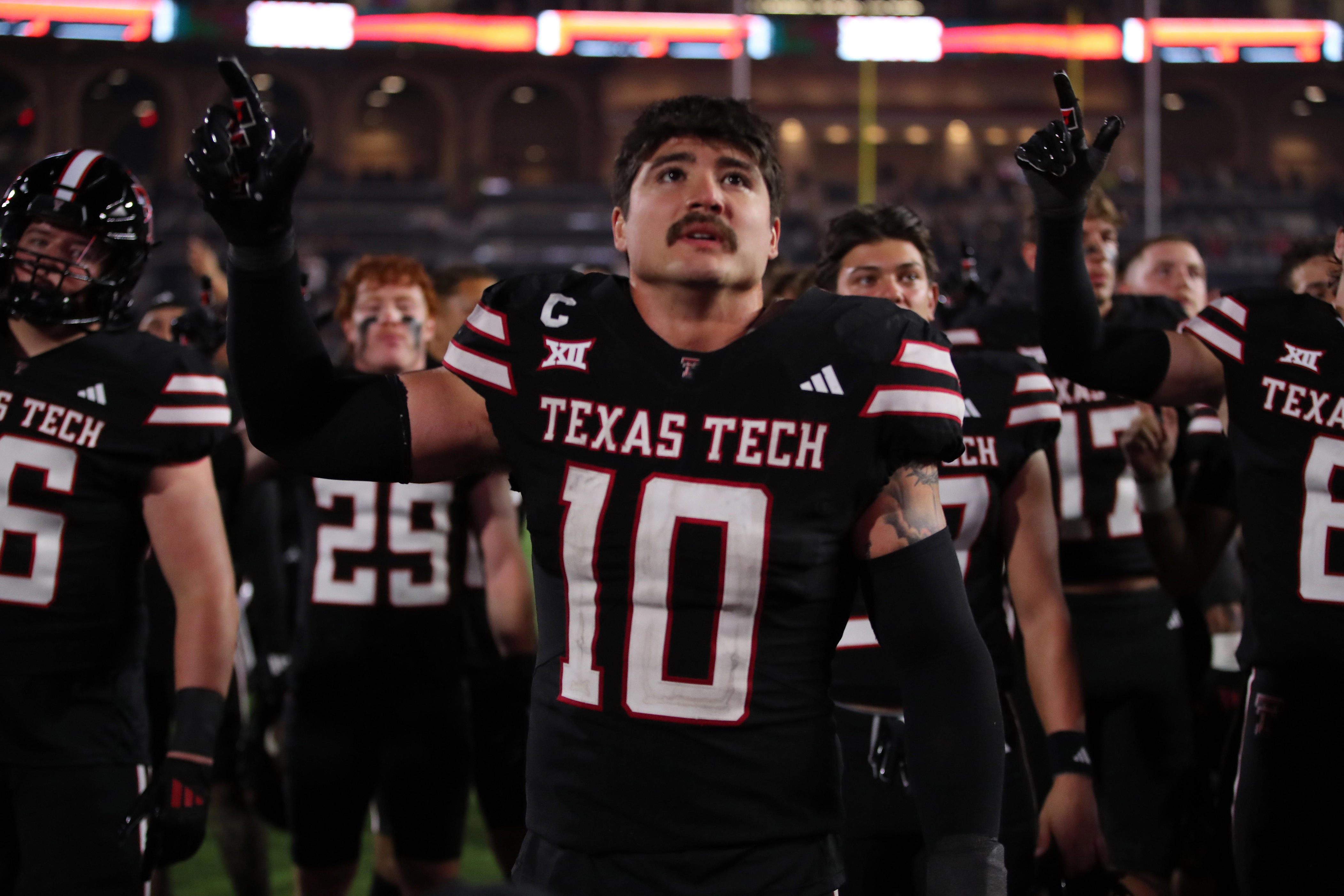 Steelers host physical LB Jacob Rodriguez for top 30 visit
