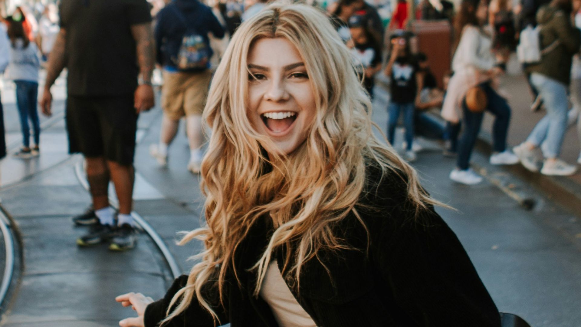 20 obvious signs you have pretty privilege