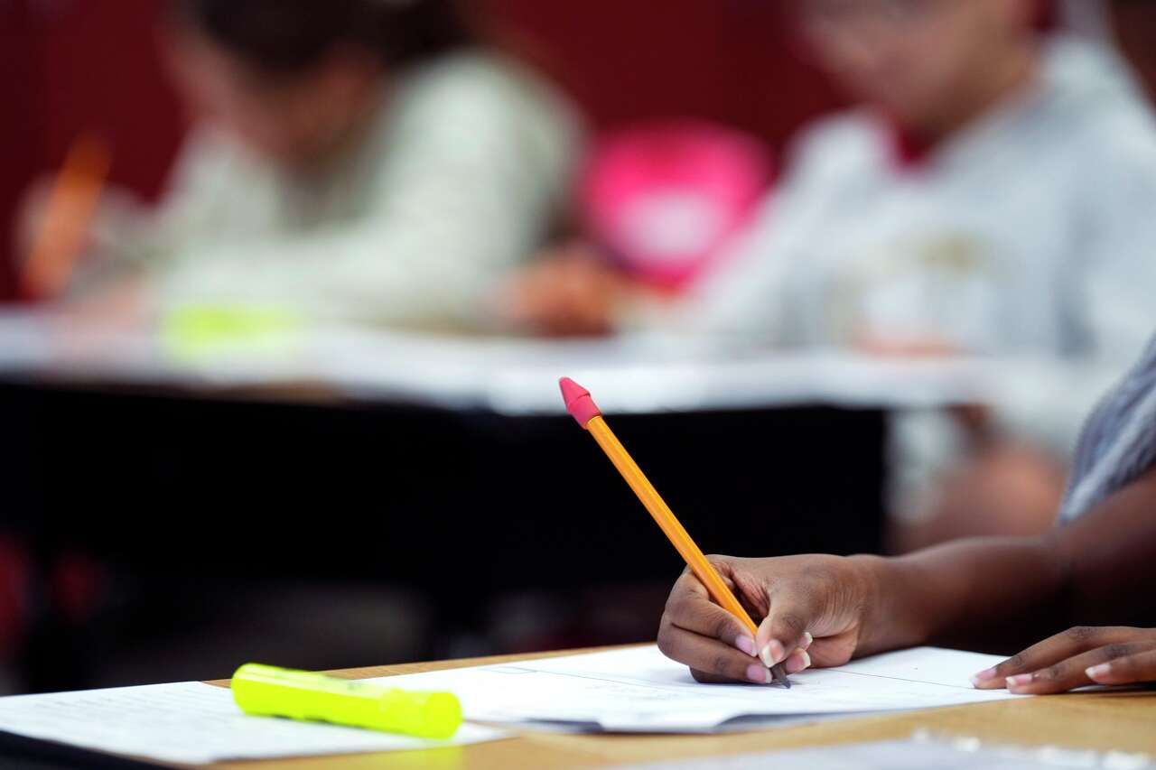 HISD launches new 'Accelerated Math' pathway to enroll more eighth ...